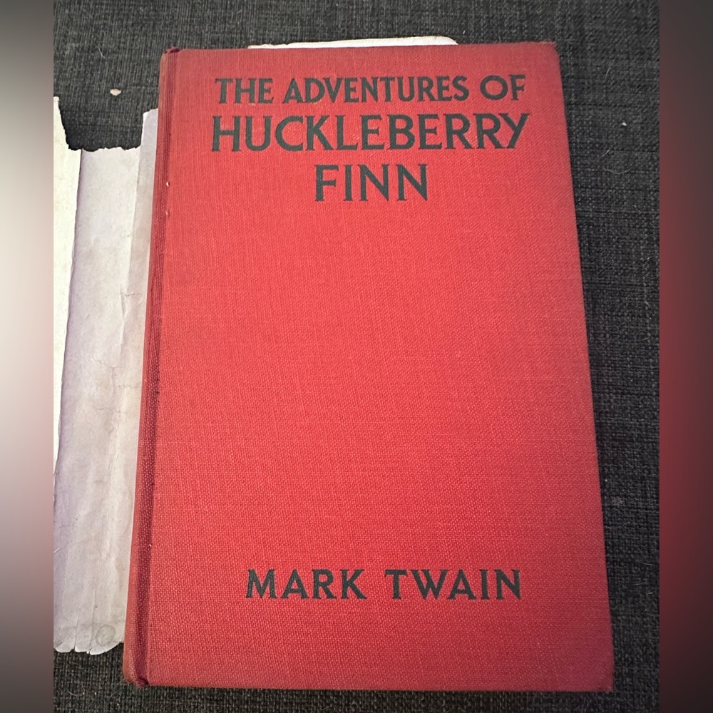 The Adventures Of Huckleberry Finn by Mark Twain 1918